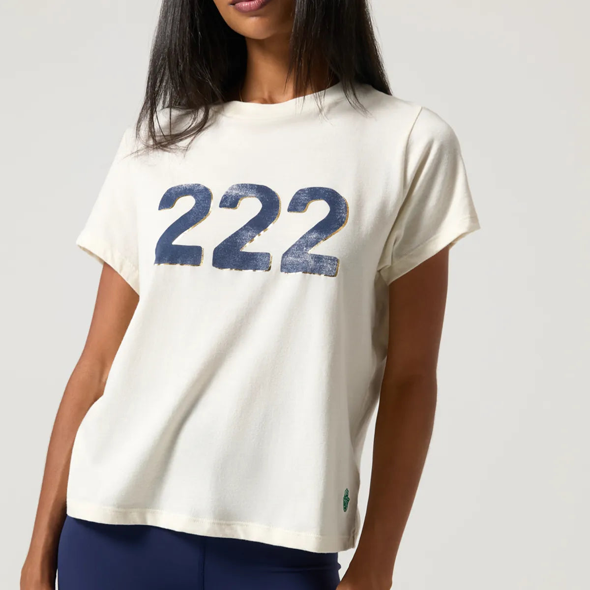 222 Lila Vintage White Tee