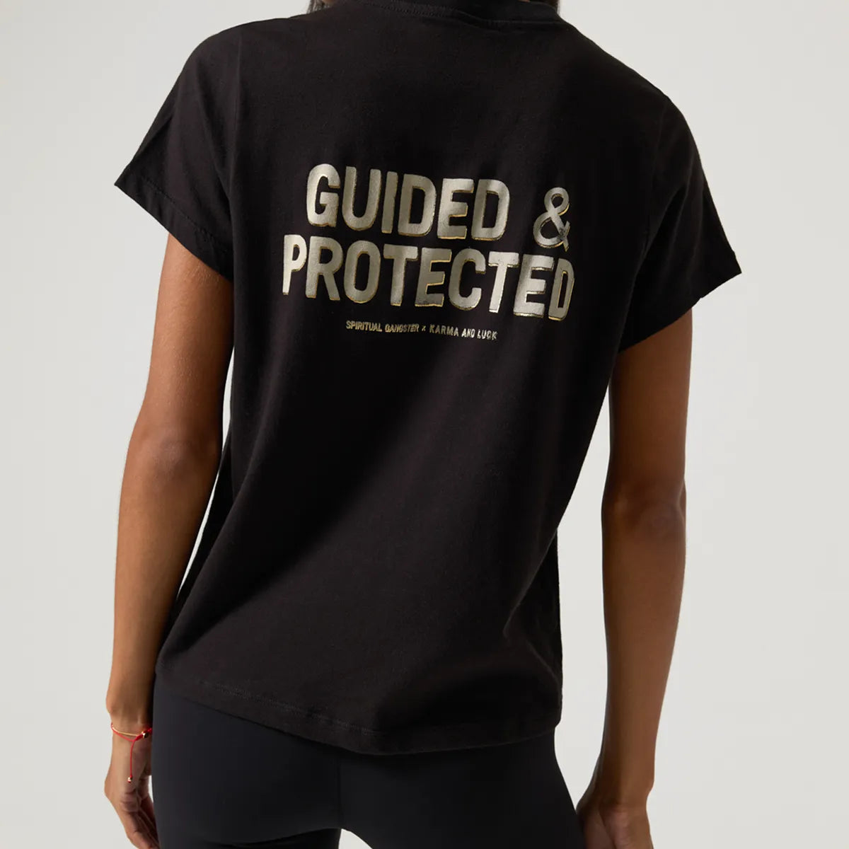 444 Lila Black Tee