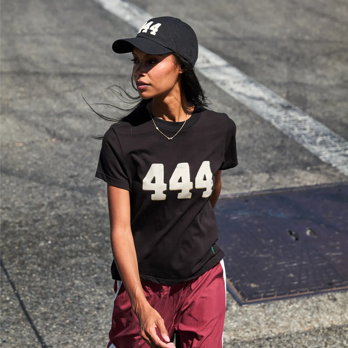 444 Lila Black Tee