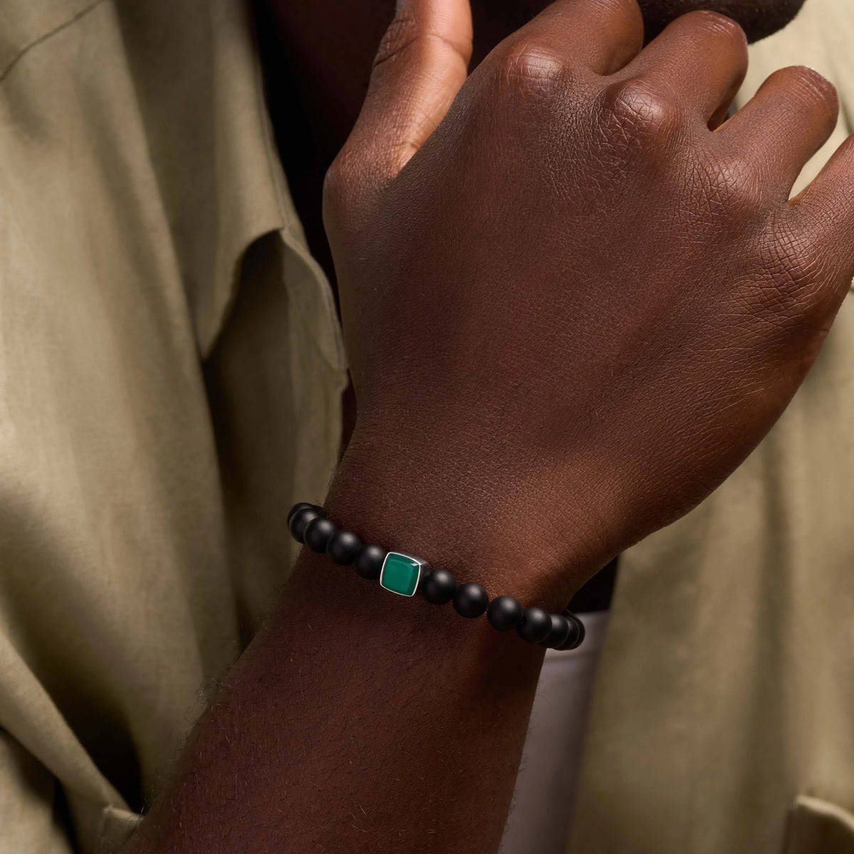 Insightful Wisdom Emerald & Black Onyx Hamsa Bracelet