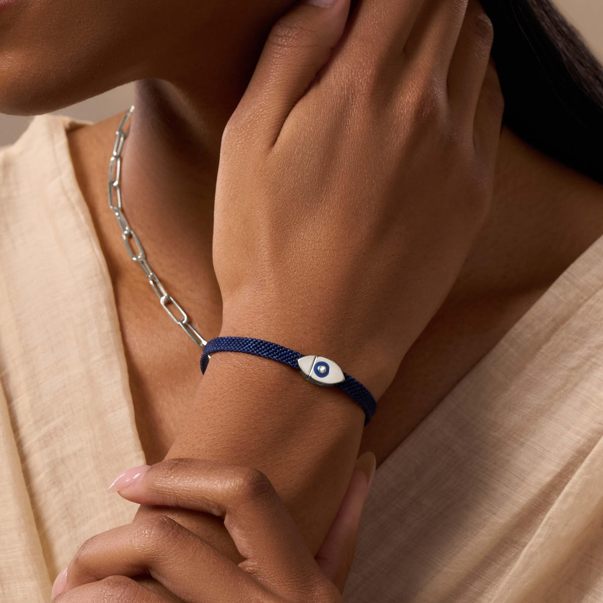 Women's Effortless Calm Blue String Bracelet