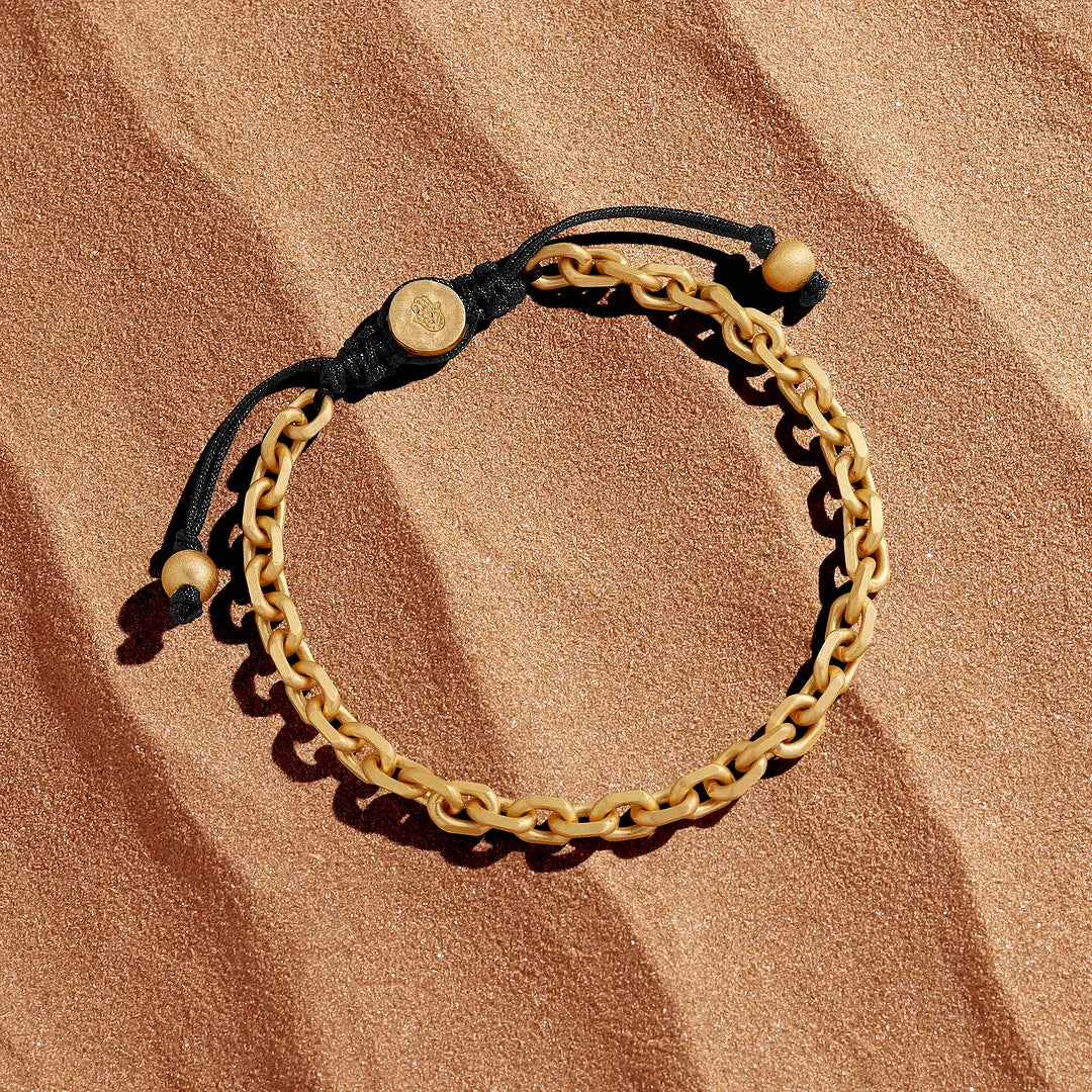 Solar Verge Gold Macramé Bracelet
