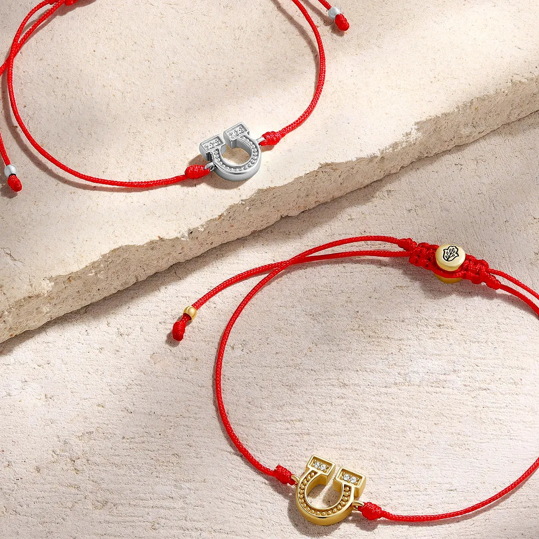 Fortune Thread Horseshoe Red String Bracelet