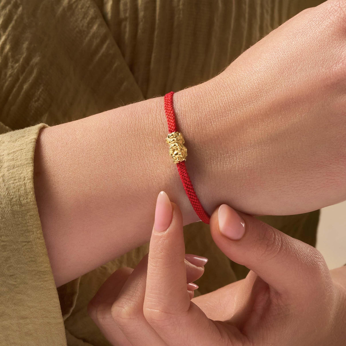 Spirited Wisdom Women's Red String Bracelet