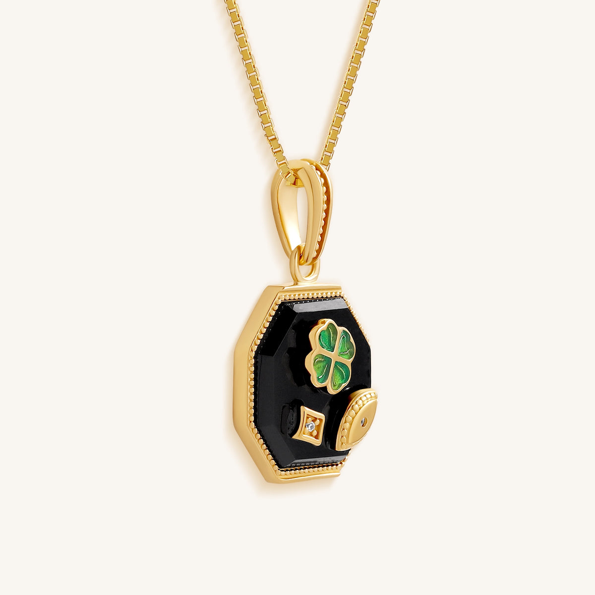 Lucky Break Gold Clover Vegas Necklace