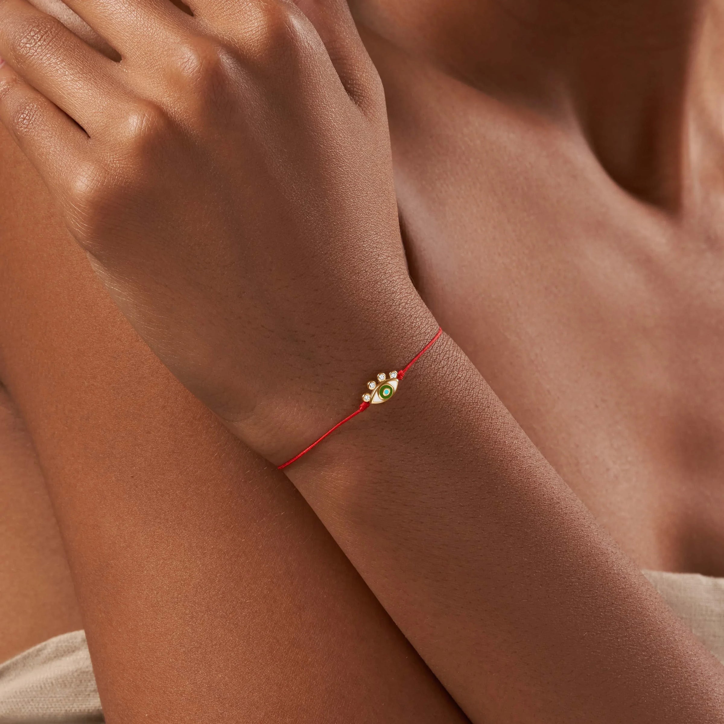 Piercing Gaze Evil Eye Red String Bracelet