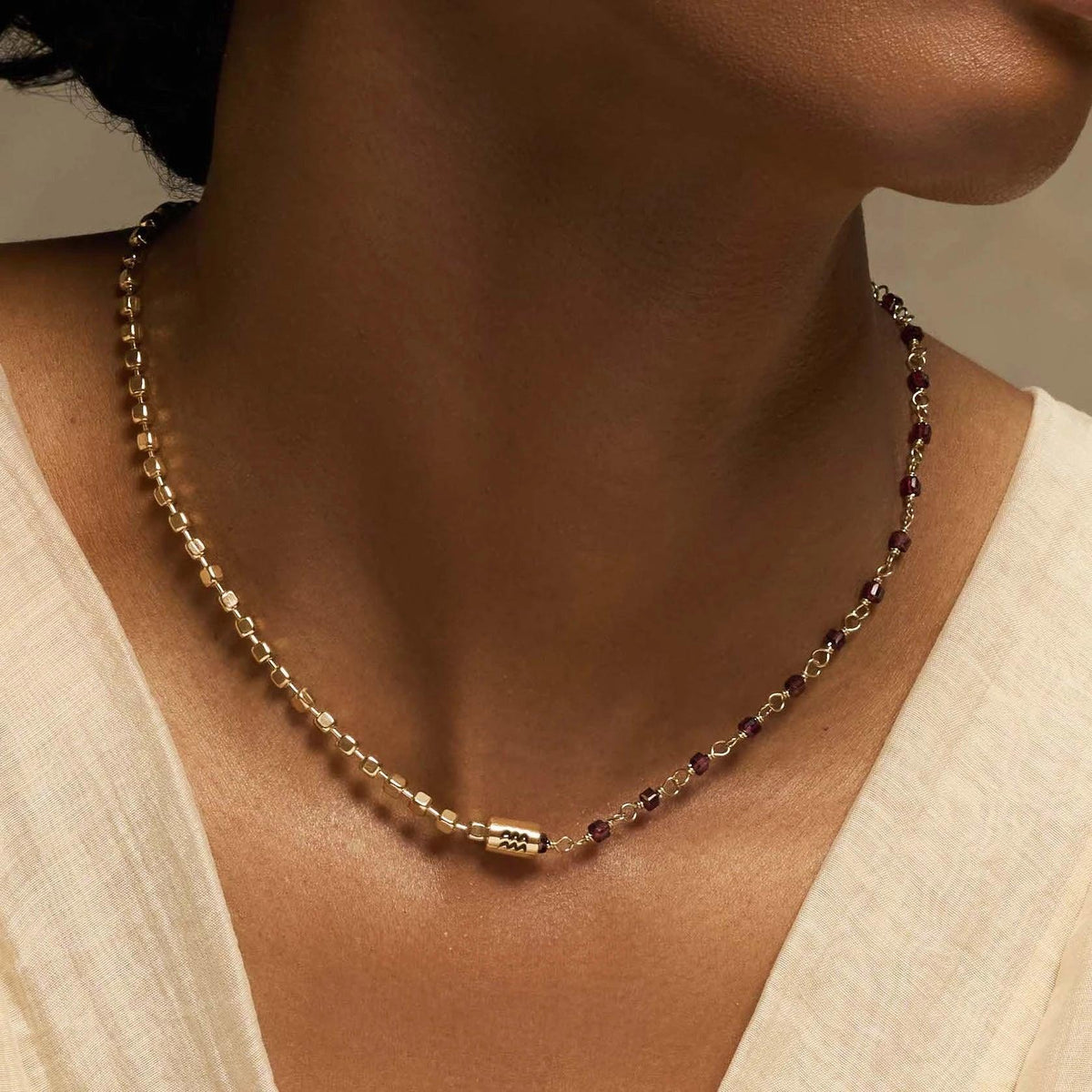 Celestial Vision Aquarius Garnet Jewelry Set